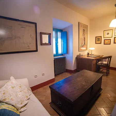 Agradable Casa Con Chimenea En El Centro Historico Villa *