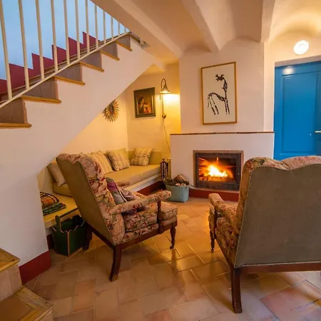 Agradable Casa Con Chimenea En El Centro Historico