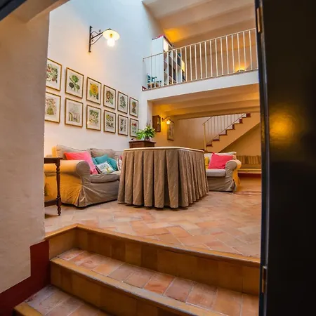 Agradable Casa Con Chimenea En El Centro Historico * Carmona (Seville)